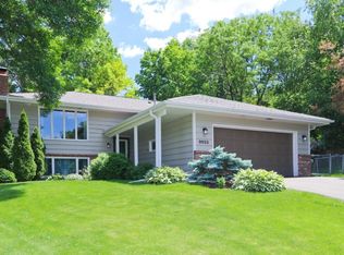 9633 Morris Cir, Bloomington, MN 55437