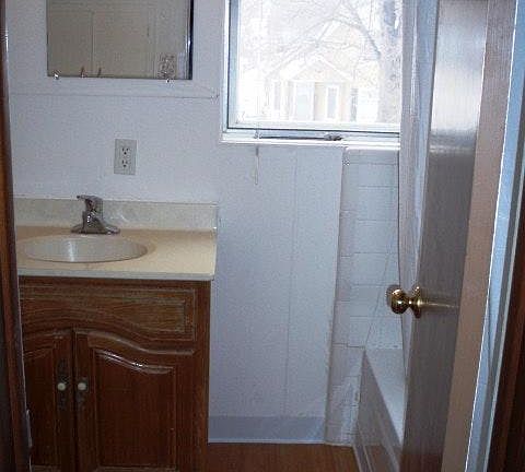 3rd image of 19 1/2 W 17th St