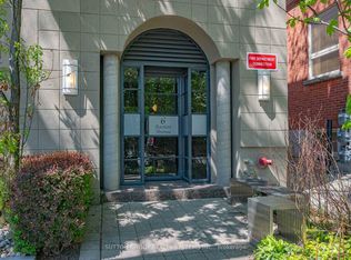 6 Bartlett Ave W #5, Toronto, ON M6H3E6