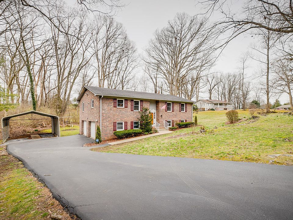 1st image of 611 Vance Dr
