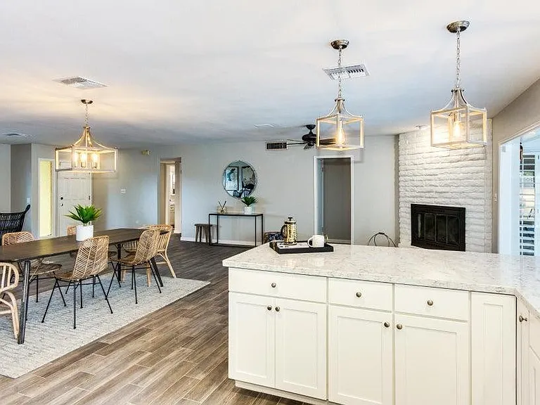 2218 E Cactus Wren Dr — Photo 13