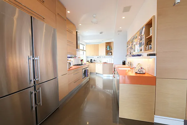 Rented by Rand Realty NY | media 21