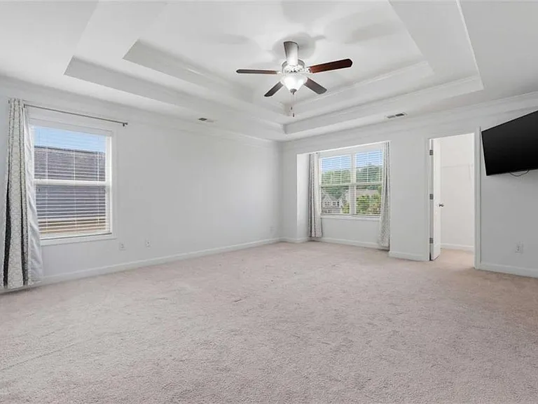 4865 Alexandria Ave — Photo 12