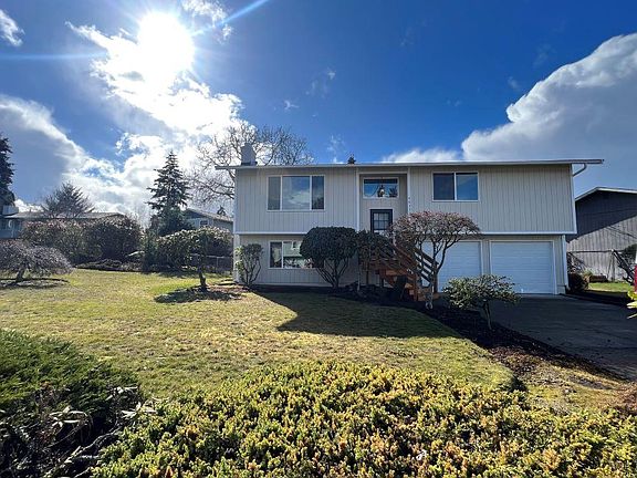 2nd image of 16112 17th Avenue Ct E