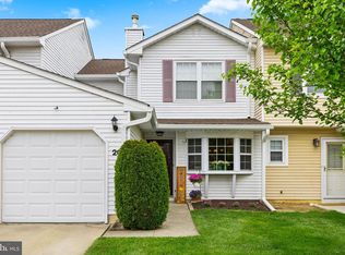 20 Gloucester Ct, Bordentown, NJ 08505