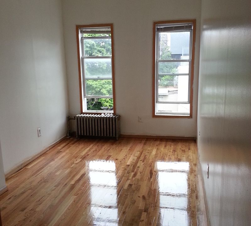 1st image of 646 6th Ave APT 3
