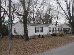 608 Billy Bryan Ave, Carbondale, IL 62901