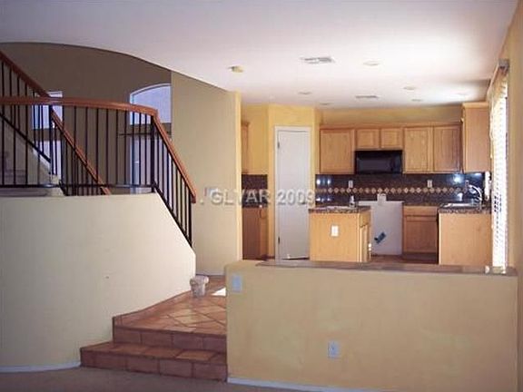 2nd image of 9947 Canyon Peak Dr