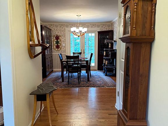 5th image of 201 Westview Dr