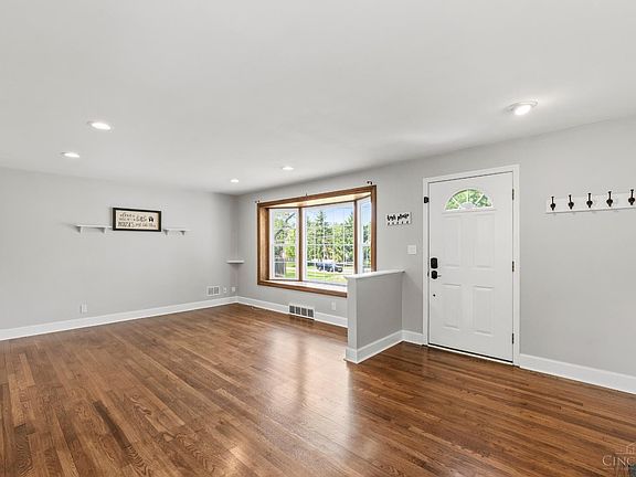 4th image of 7495 Hunley Rd