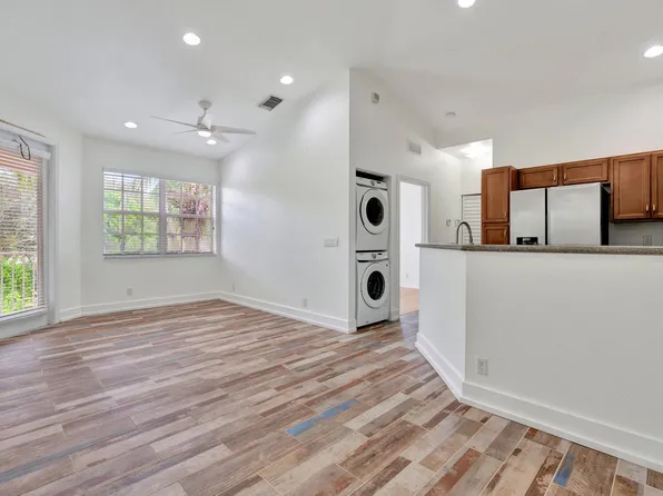 1830 Sonrisa Street, Riviera Beach, FL 33404