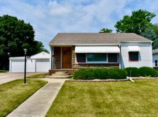 1403 5th Ave, Sterling, IL 61081