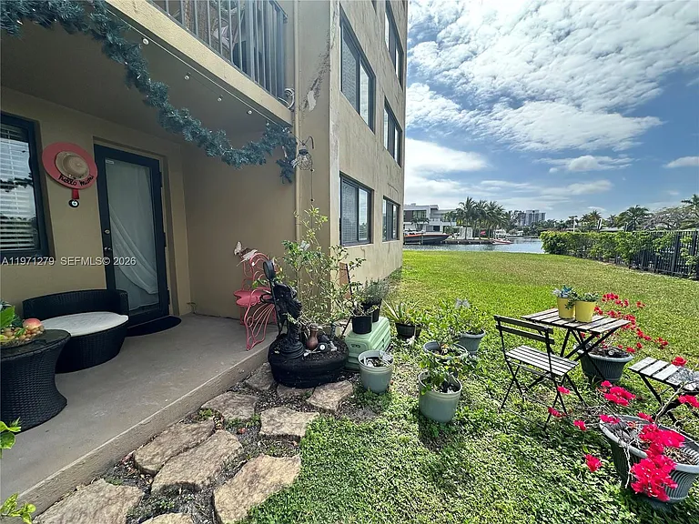 301 Golden Isles Dr #114 — Photo 18