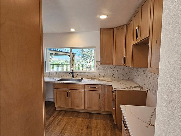 5th image of 4495 Mark Ct