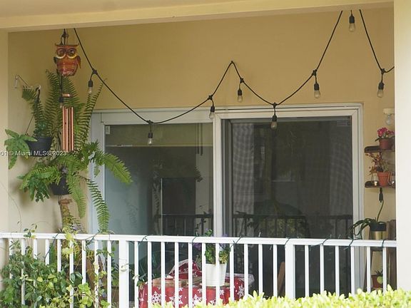 3rd image of 10870 NW 88th Ter Unit 106