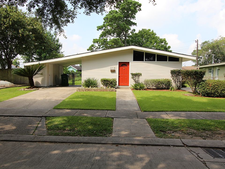 1st image of 314 Cherry Blossom Ln