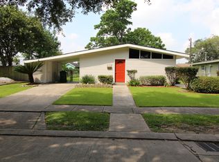 314 Cherry Blossom Ln, Terrytown, LA 70056