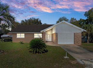 4 Clear Ln, Ocala, FL 34472