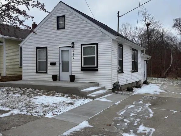 812 Cypress St, Lansing, MI 48906