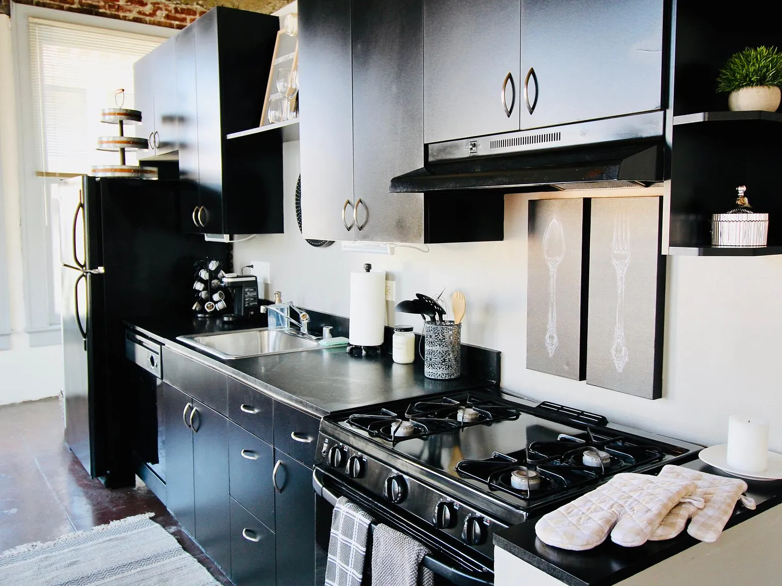 The Continental Lofts — Photo 3
