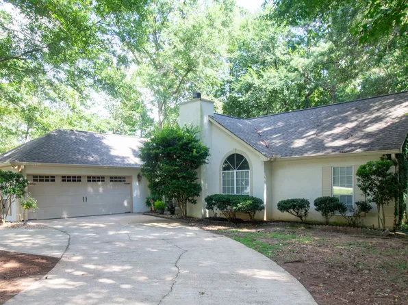 151 Greenbriar Trl, Lagrange, GA 30241