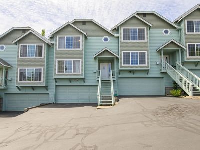 575 Scenic Dr, Ashland, OR, 97520