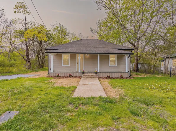 607 Colerain St, La Fayette, GA 30728