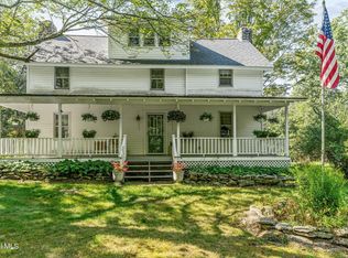 24 Lower Bower Rd, Sand Lake, NY 12153