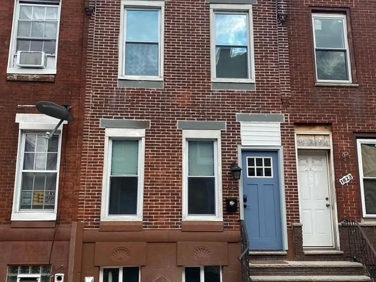 1825 McClellan St — Photo 1