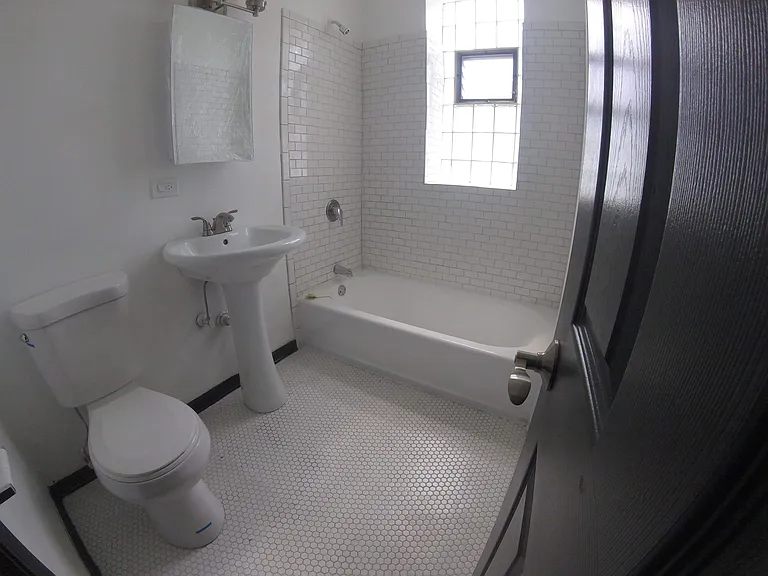 68E57 bath_07082019