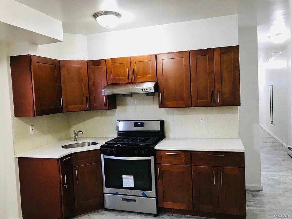 1st image of 3-26 126th St Floor 1