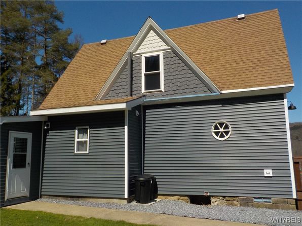 101 Hill St, Little Valley, NY 14755
