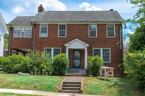 1724 Laurel Ave Photo 1