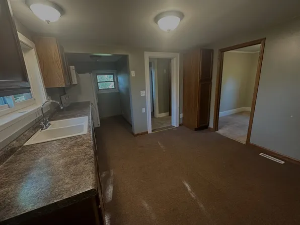 2305 Presque Isle Ave #1, Marquette, MI 49855