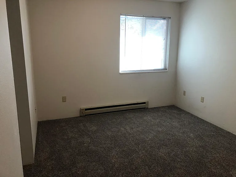 500 NE Maiden Ln #5 — Photo 10