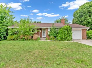 2405 McKay Ave, Windsor, ON N9E 2P4