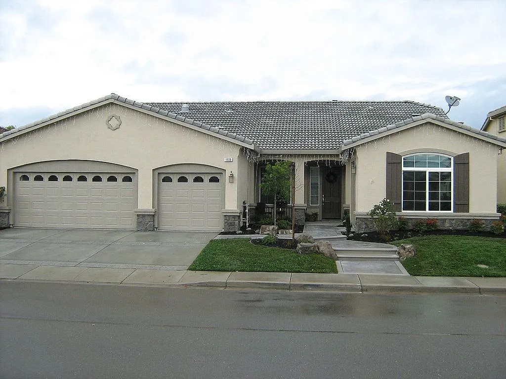 1109 Jonagold Way photo 1