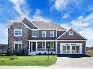 9 Thomas Mann Cir #5, Norfolk, MA 02056