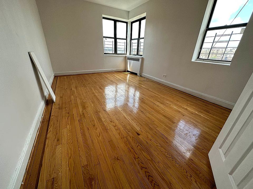 2nd image of 1001 Walton Ave #12D