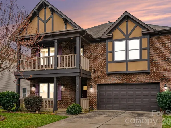 10916 Tower Oak Dr, Charlotte, NC 28269