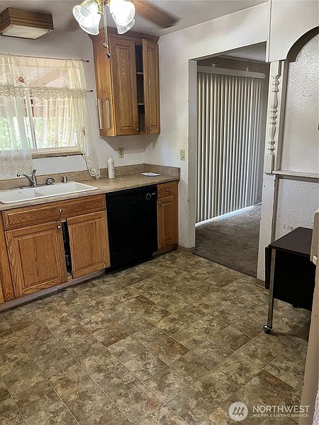 5th image of 6225 S Cheyenne Street