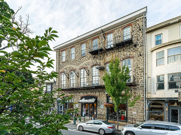4313 Main St — Photo 13