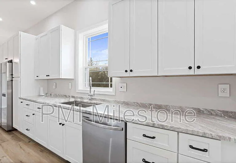 530 N 3rd St #A — Photo 57