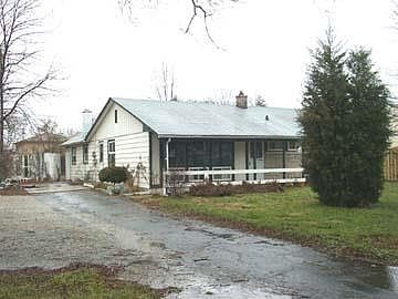 1st image of 3002 Elmhurst Dr