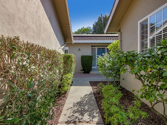 4th image of 6632 Mount Wellington Dr