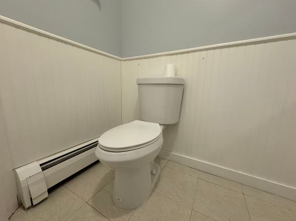 73 Fountain St #1, Haverhill, MA 01830