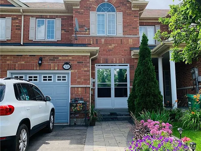 3130 Cabano Cres — Photo 1