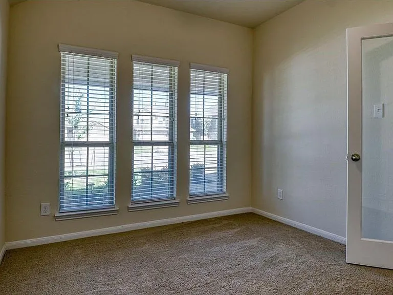 32659 Timber Point Dr — Photo 11