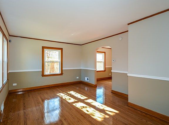 4th image of 14316 S Wabash Ave
