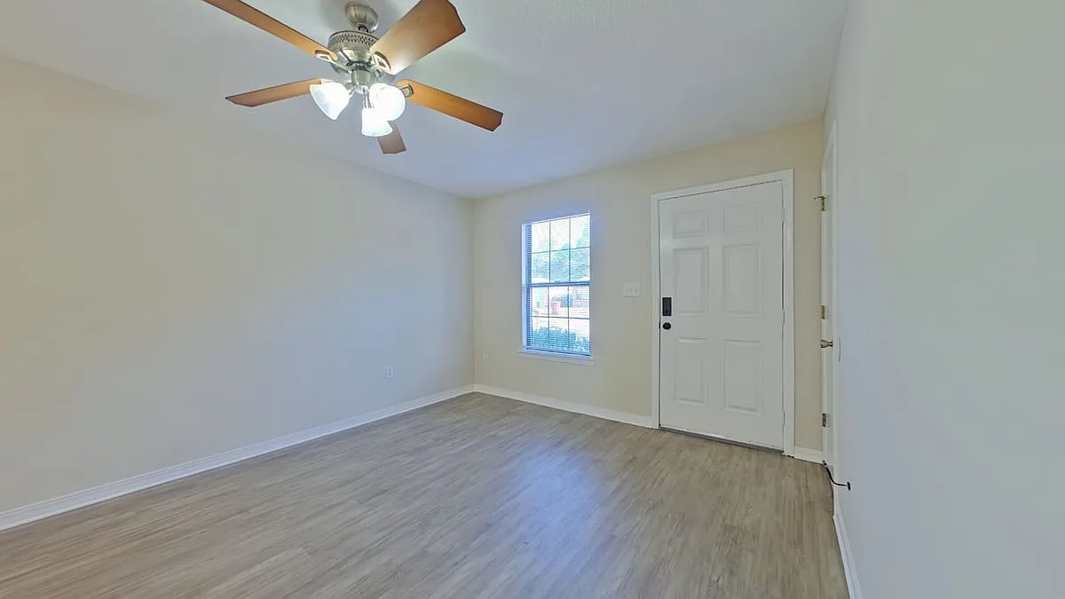 122 Patton Street — Photo 3